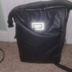 Igloo Black Backpack for Men